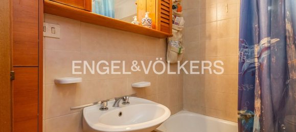 4 rooms Apartment in Rome, Italy No. 129192 25