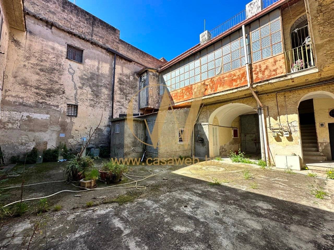 Villa de 4 dormitorios en Casagiove, Italy No. 344520