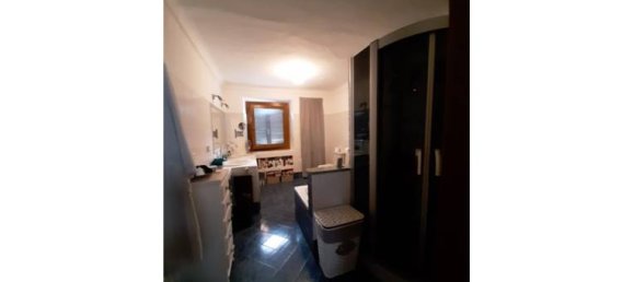 5 rooms House in Ivrea, Italy No. 253152 5