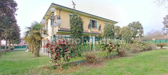 3 Schlafzimmer Villa in Tromello, Italy, Nr. 11226 27