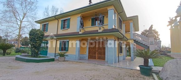 3 Schlafzimmer Villa in Tromello, Italy, Nr. 11226 22