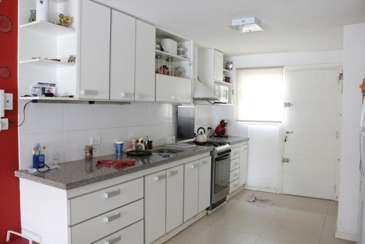 3 bedrooms Apartment in Mar del Plata, Argentina No. 101822
