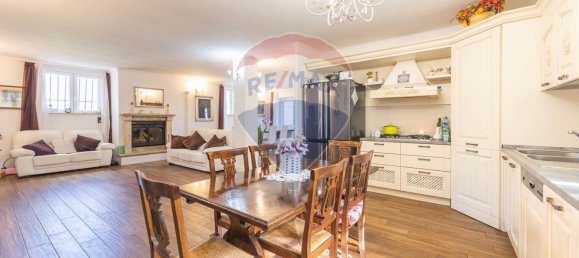 3 bedrooms Villa in Velletri, Italy No. 288452 3