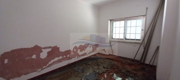 3 bedrooms House in Alcochete, Portugal No. 83961 4