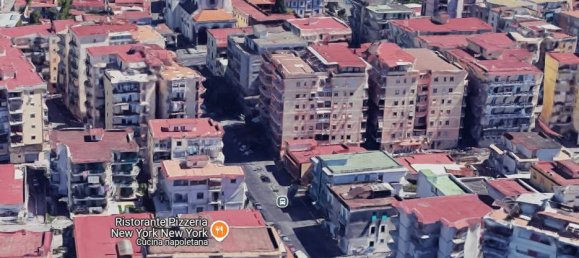 4 bedrooms Apartment in Torre del Greco, Italy No. 97978 6