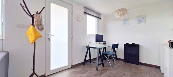 1 Schlafzimmer Haus in A Coruna, Spain, Nr. 41149 3