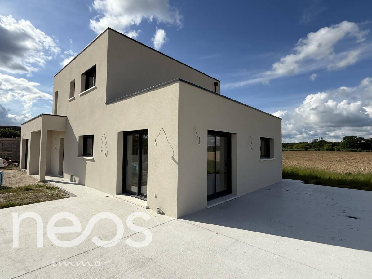 4 chambres Maison à Saint-Julien, France No. 359789