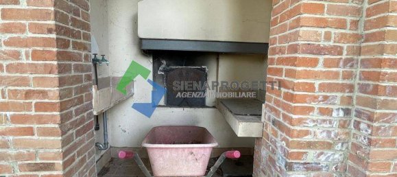 4 bedrooms Villa in Cetona, Italy No. 301013 8