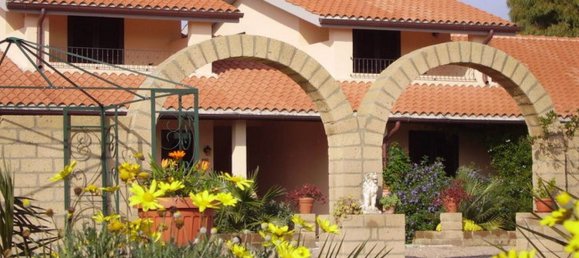 Gebäude in Grosseto, Italy 1310m², Nr. 169084 7