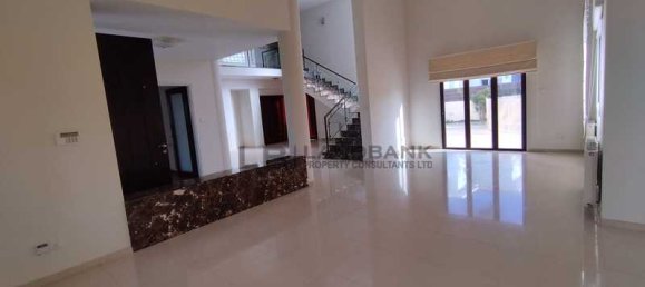 4 bedrooms House in Nicosia, Cyprus No. 16876 7