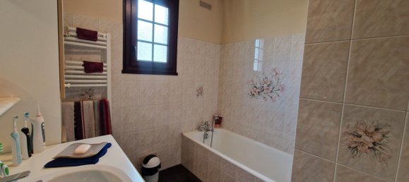 4 bedrooms House in Chartainvilliers, France No. 63099 4