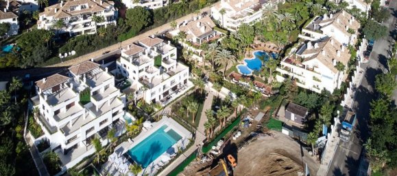 3 bedrooms Penthouse in Lomas De Marbella, Spain No. 2972 13