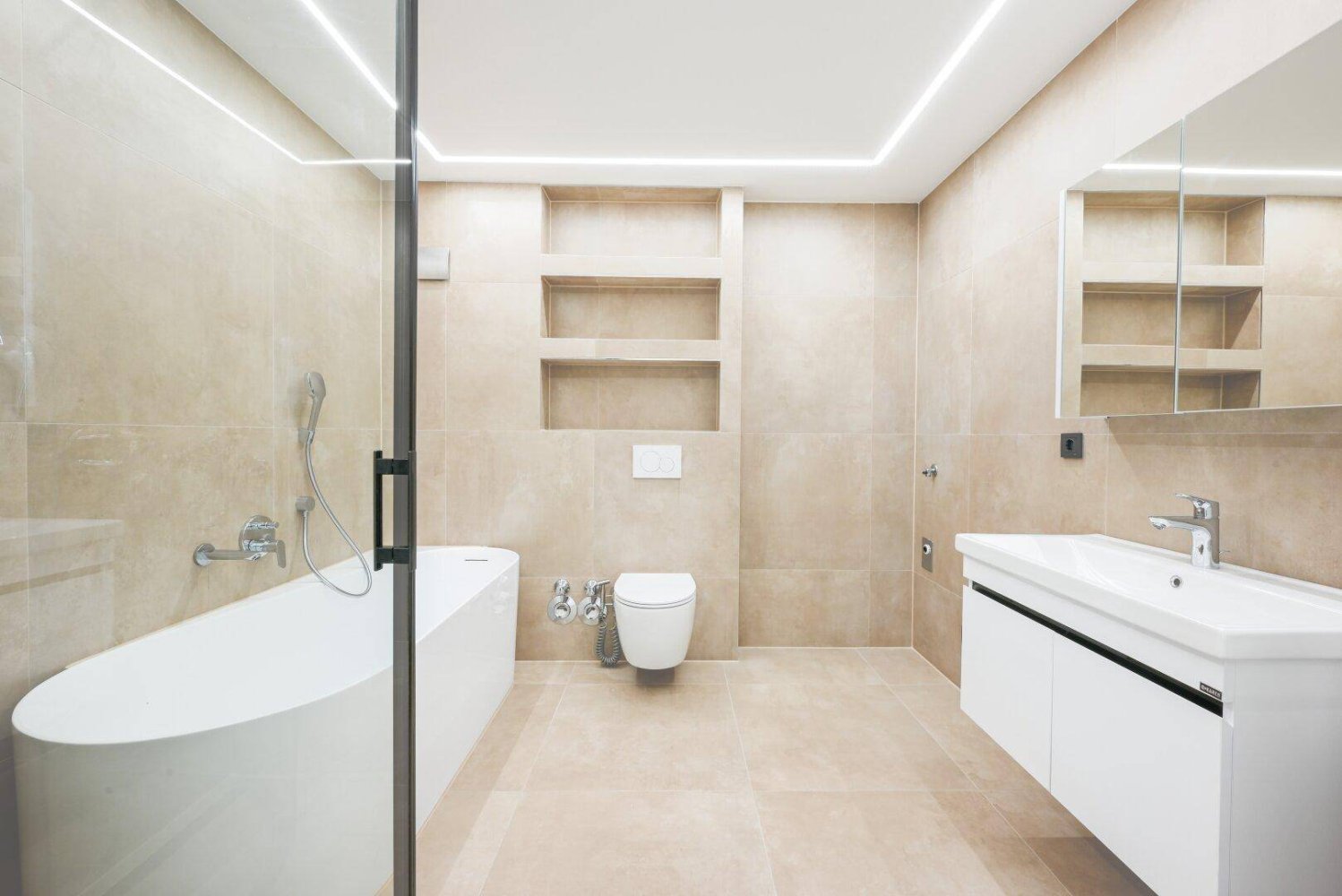 4-Zimmer Wohnung in Innsbruck-Stadt, Austria, Nr. 197904