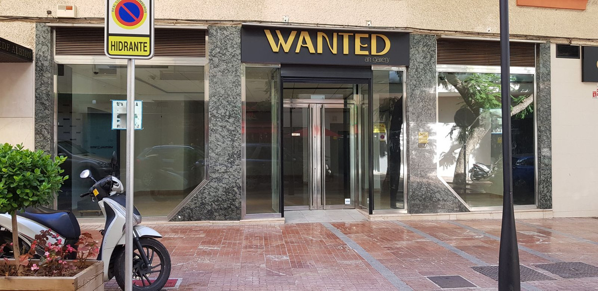 145m² Commercial property in Marbella, Spain No. 135384