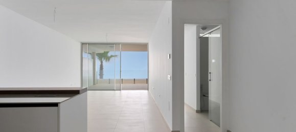 3 bedrooms Apartment in Benalmadena, Spain No. 179950 3