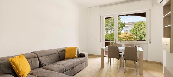 3-salle Appartement à Appiano Gentile, Italy No. 379820 13