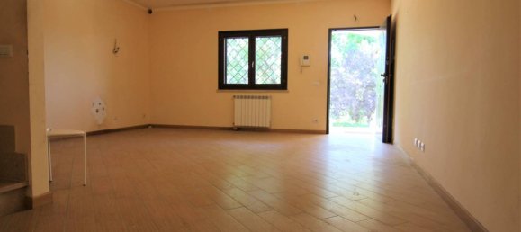 4 Schlafzimmer Haus in Rome, Italy, Nr. 68195 5