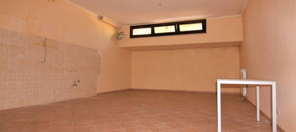 4 Schlafzimmer Haus in Rome, Italy, Nr. 68195 16