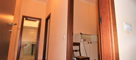 4 Schlafzimmer Haus in Rome, Italy, Nr. 68195 18