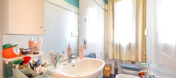 6 bedrooms House in Santa Maria a Monte, Italy No. 332324 17