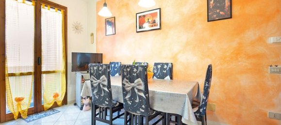 6 bedrooms House in Santa Maria a Monte, Italy No. 332324 16