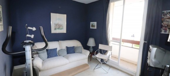 Apartamento de 3 dormitorios en Louveciennes, France No. 144568 11