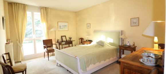 Apartamento de 3 dormitorios en Louveciennes, France No. 144568 10