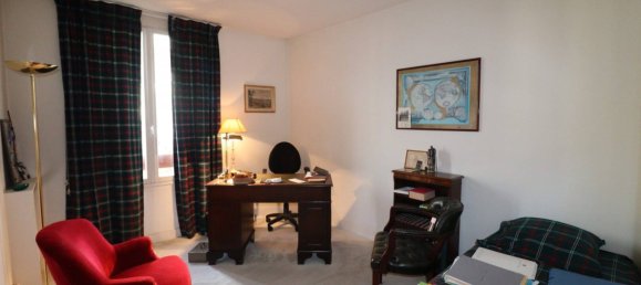 Apartamento de 3 dormitorios en Louveciennes, France No. 144568 12