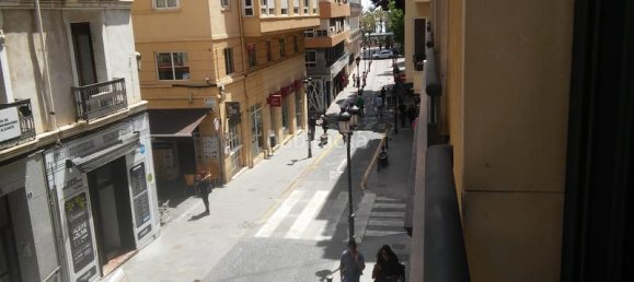 3 Schlafzimmer Wohnung in Alicante, Spain, Nr. 20215 4