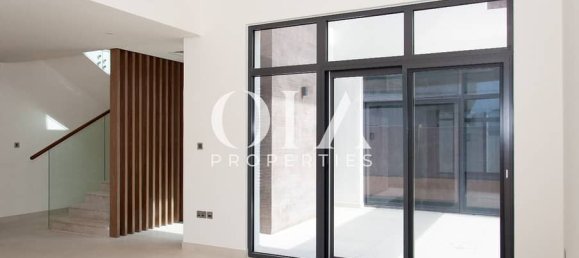 5 bedrooms Villa in Yas Island, UAE No. 17210 8