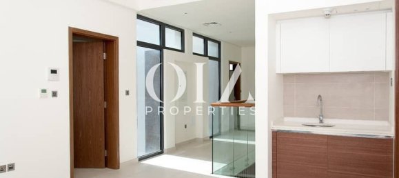 5 bedrooms Villa in Yas Island, UAE No. 17210 6