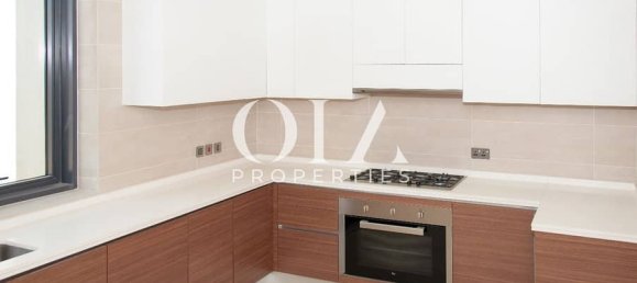 5 bedrooms Villa in Yas Island, UAE No. 17210 10