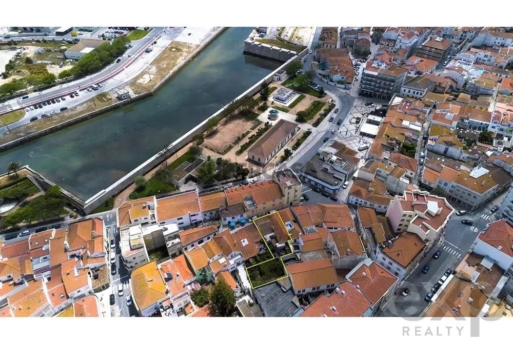5 bedrooms Apartment in Peniche, Portugal No. 352000