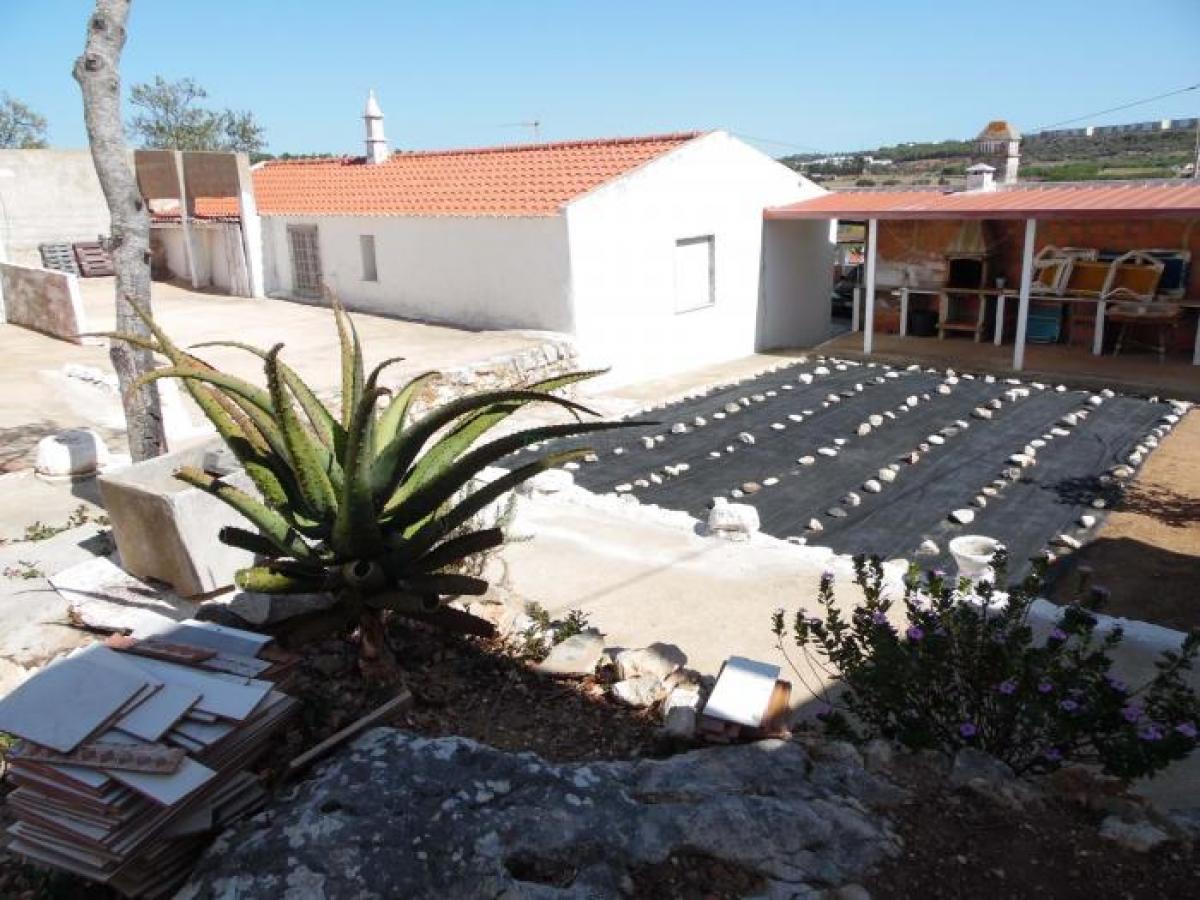 4 bedrooms Villa in Lagos, Portugal No. 2963