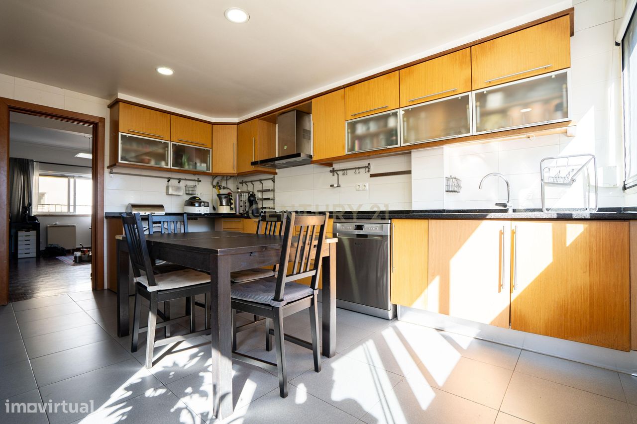 2 Schlafzimmer Wohnung in Oeiras, Portugal, Nr. 356003