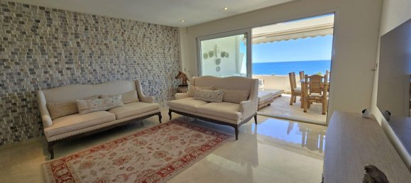 Apartamento de 3 dormitorios en Estepona, Spain No. 52481 21