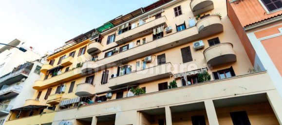 1 غرف نوم شقة في Rome, Italy رقم 105107 3