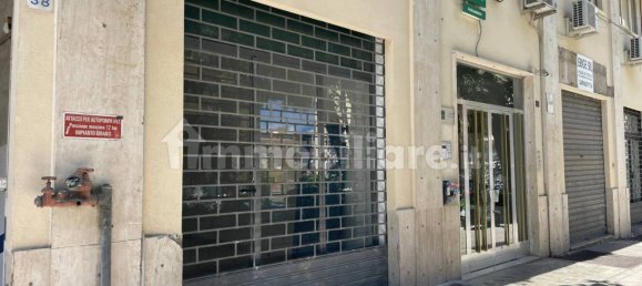 Propiedad comercial de 3 habitaciónes en Palermo, Italy No. 307761 6