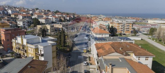 6-Zimmer Wohnung in Montemarciano, Italy, Nr. 7337 40