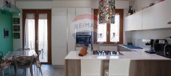 6-Zimmer Wohnung in Montemarciano, Italy, Nr. 7337 10