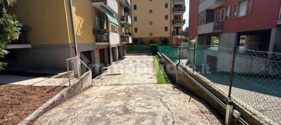 2 bedrooms Apartment in Verona, Italy No. 265248 2