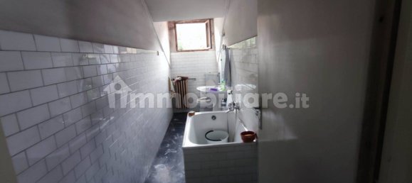 Apartamento de 2 dormitorios en Valdilana, Italy No. 155307 23