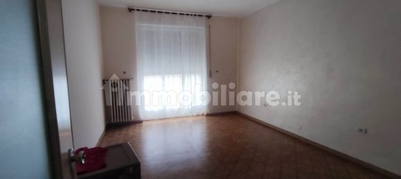 Apartamento de 2 dormitorios en Valdilana, Italy No. 155307 9