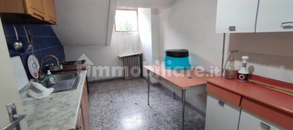 Apartamento de 2 dormitorios en Valdilana, Italy No. 155307 20