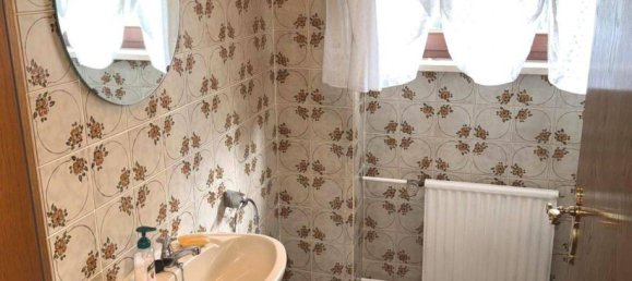 Bungalow de 4 habitaciónes en Roth, Germany No. 303744 2