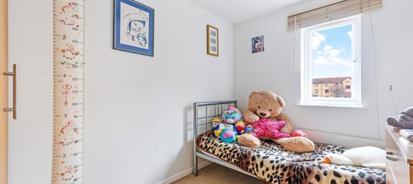 Apartamento T2 em Feltham, United Kingdom N.º 9851 4