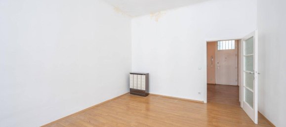 2 rooms Apartment in Vienna, Austria No. 192840 2