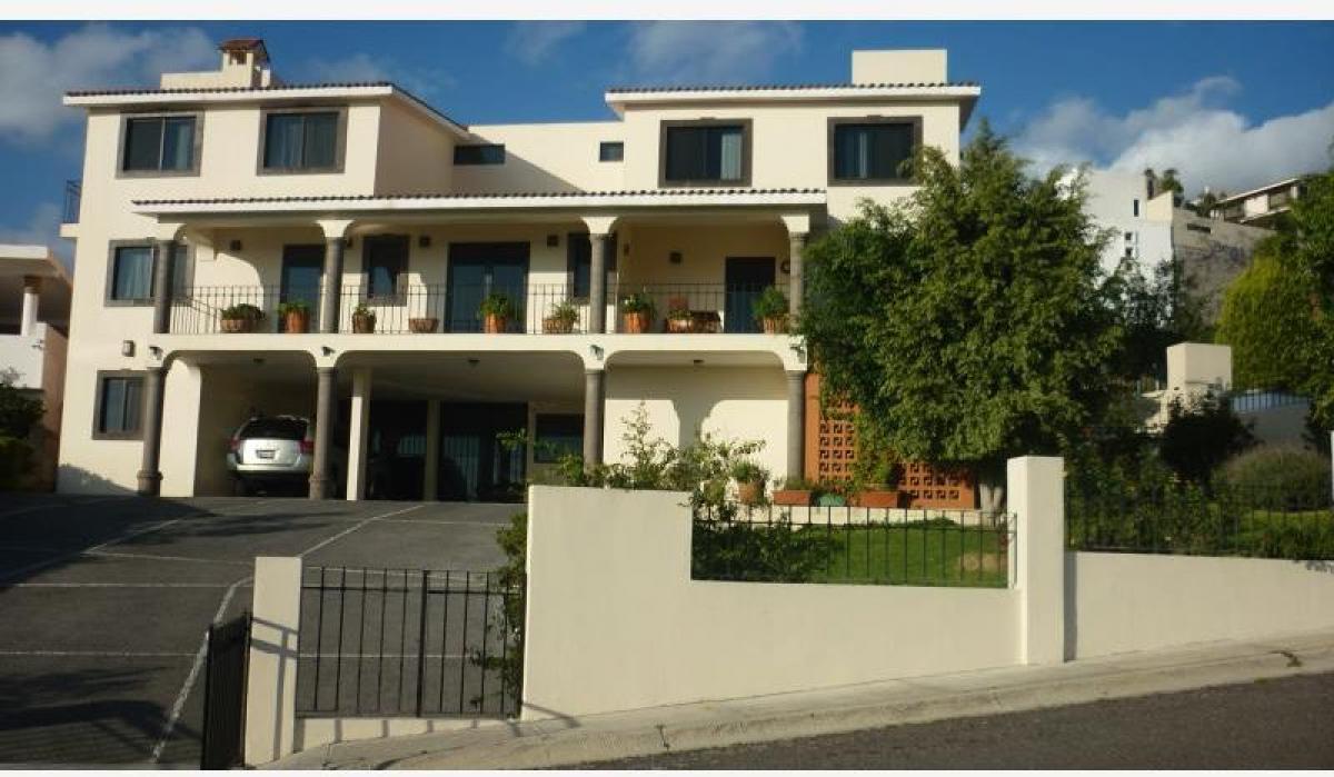 Дом с 4 спальнями в Керетаро, Мексика № 157928