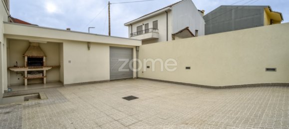 3 bedrooms House in Braga, Portugal No. 15124 31