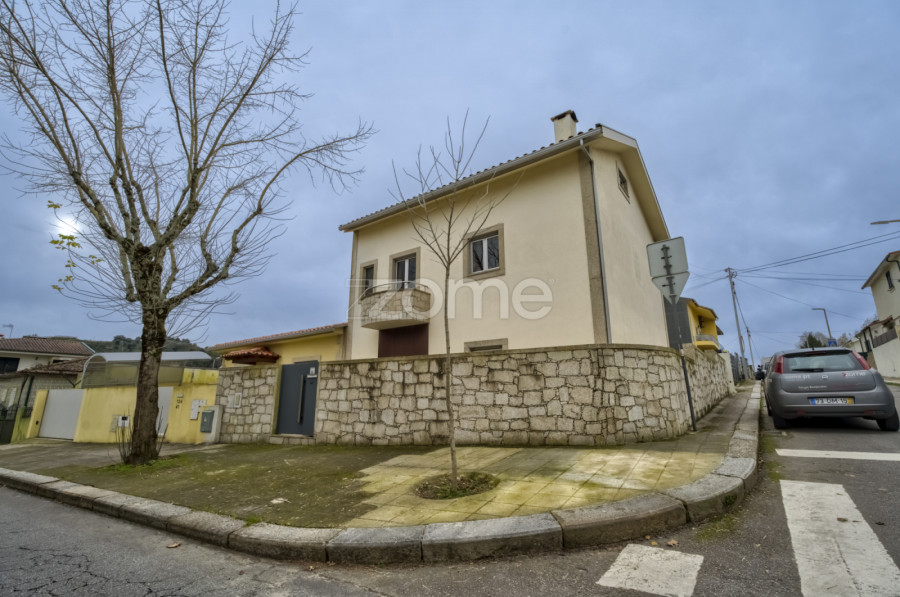 3 bedrooms House in Braga, Portugal No. 15124